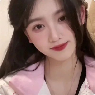 笼中女